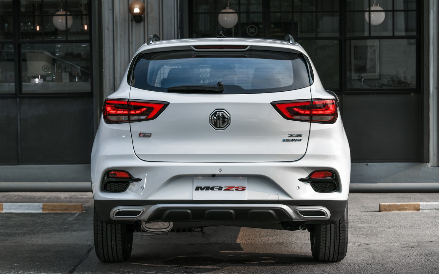 Comparison MG ZS Exclusive 2020 vs MG ZS Exclusive EV 2020 SUV